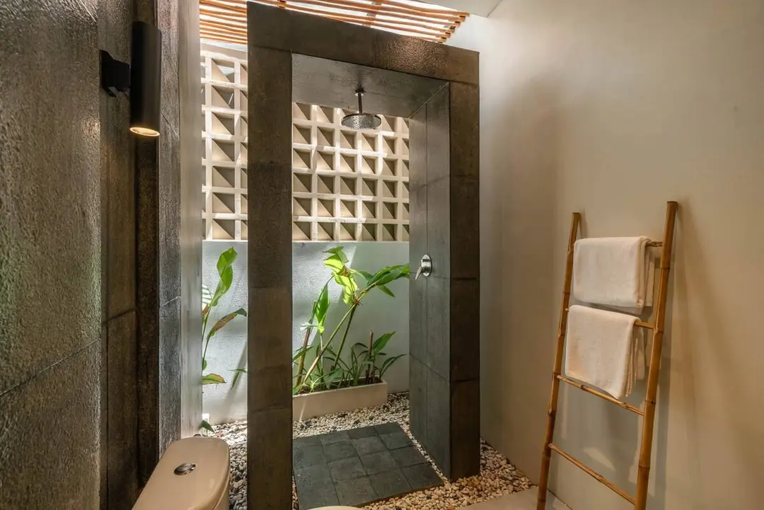 2 KAMAR TIDUR | PERERENAN. Villas in Bali for Sale: Villa in Tumbak Bayuh, Bali for 263 Thousands USD. Leasehold. Photo #9