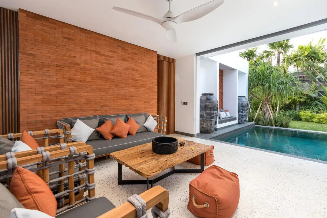 4 KAMAR TIDUR | UMALAS. Villas in Bali for Sale: Villa in Umalas, Bali for 1050 Thousands USD. Leasehold. Photo #18