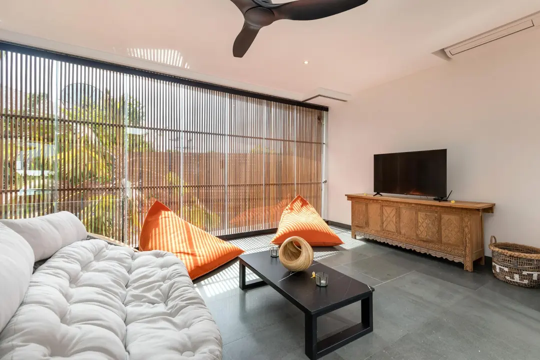 4 KAMAR TIDUR | UMALAS. Villas in Bali for Sale: Villa in Umalas, Bali for 1050 Thousands USD. Leasehold. Photo #19
