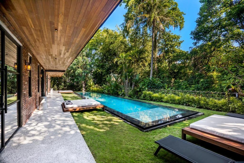 5 Kamar Tidur | Pererenan. Villas in Bali for Sale: Villa in Pererenan (Canggu), Bali for 900 Thousands USD. Leasehold. Photo #2