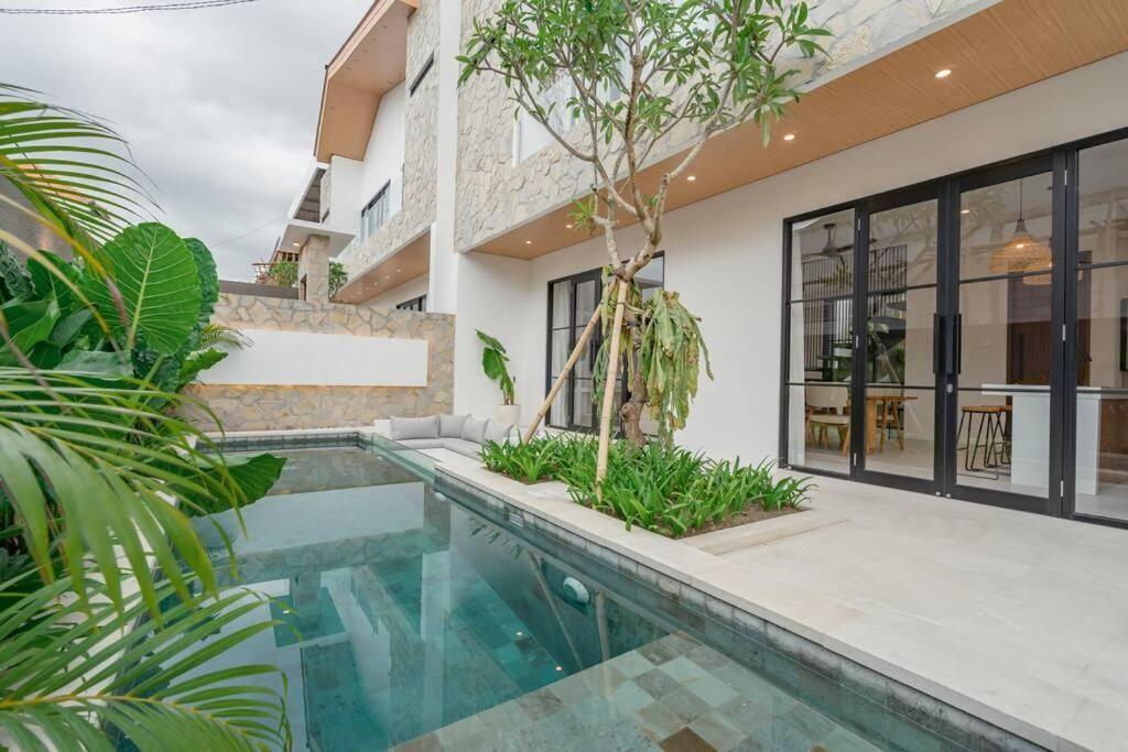 2 Kamar Tidur | Canggu. Villas in Bali for Sale: Villa in Canggu, Bali for 300 Thousands USD. Leasehold. Photo #8