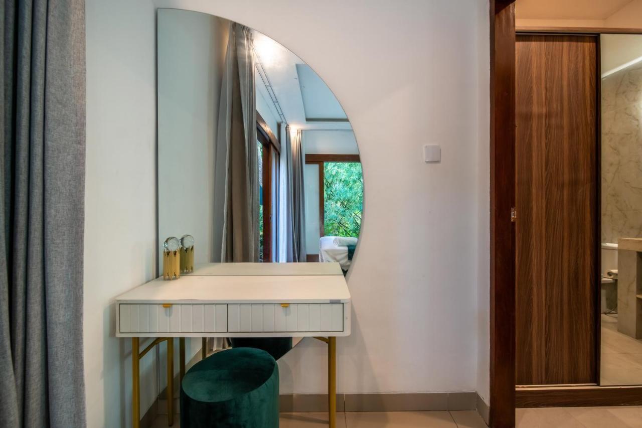 3 Kamar Tidur | Kerobokan. Villas in Bali for Sale: Вилла в Керобокан, Балиан за 400 тыс. USD. Leasehold. Фото #8