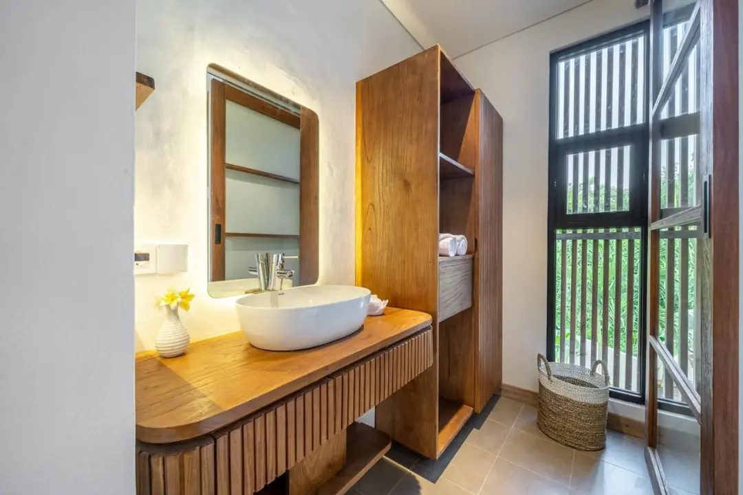 I KAMAR TIDUR | CANGGU. Villas in Bali for Sale: Villa in Babakan, Bali for 142 Thousands USD. Leasehold. Photo #1