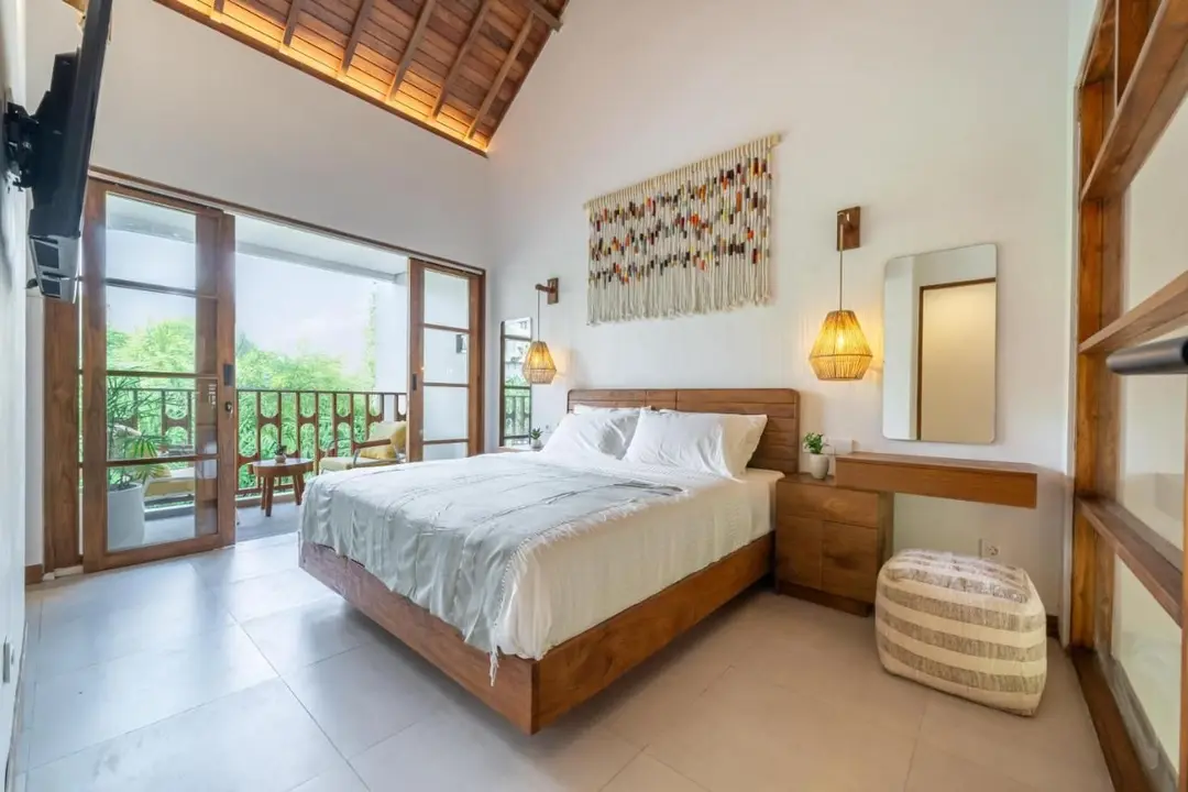 I KAMAR TIDUR | CANGGU. Villas in Bali for Sale: Villa in Babakan, Bali for 142 Thousands USD. Leasehold. Photo #3