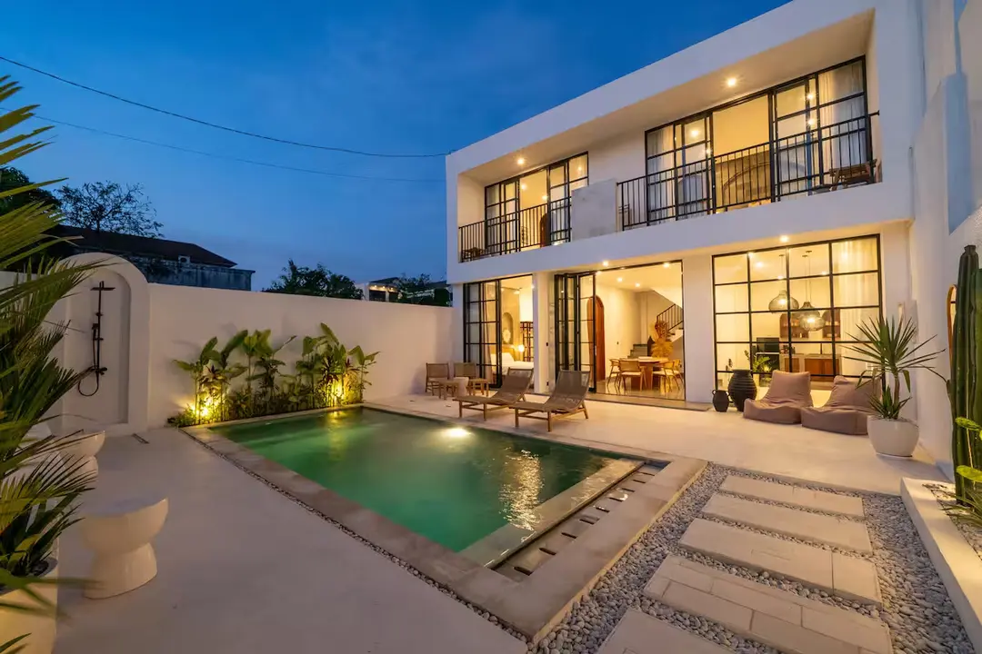 3 KAMAR TIDUR | CANGGU. Villas in Bali for Sale: Villa in Berawa (Canggu), Bali for 350 Thousands USD. Leasehold. Photo #15