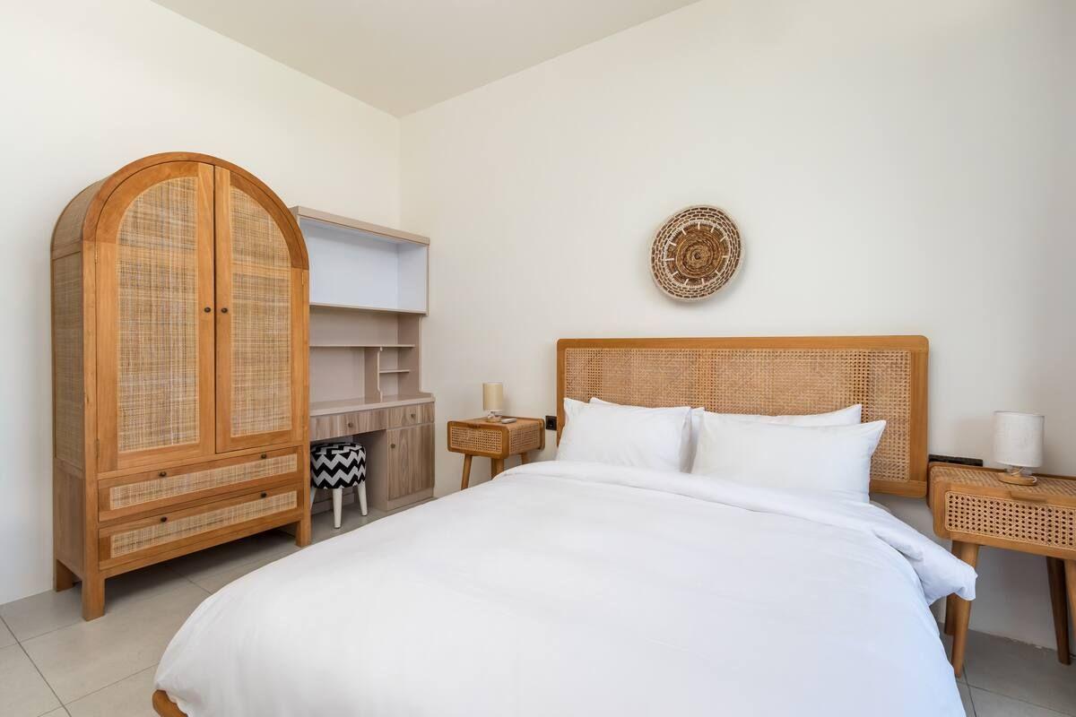 4 Kamar Tidur | Canggu. Villas in Bali for Sale: Villa in Berawa (Canggu), Bali for 400 Thousands USD. Leasehold. Photo #9