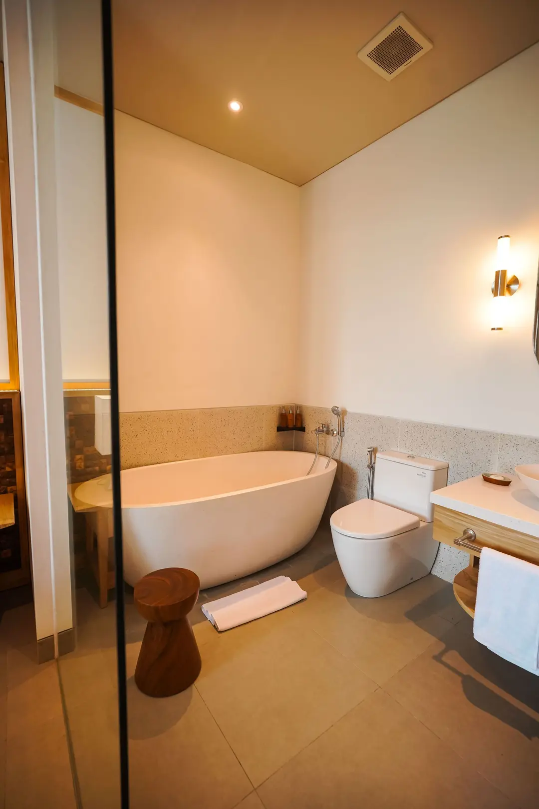 3 KAMAR TIDUR | CANGGU. Villas in Bali for Sale: Villa in Canggu, Bali for 335 Thousands USD. Freehold. Photo #1