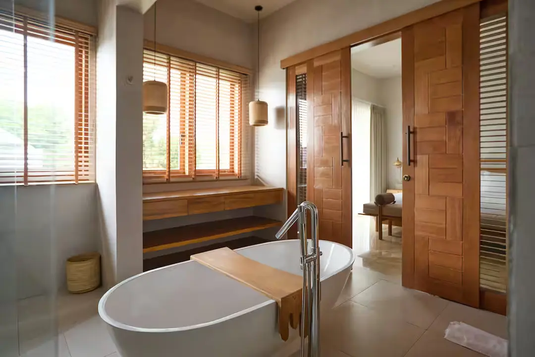 5 KAMAR TIDUR | SEMINYAK. Villas in Bali for Sale: Вилла в Семиньяк, Балиан за 1251 тыс. USD. Freehold. Фото #7