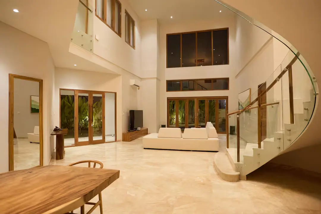 5 KAMAR TIDUR | SEMINYAK. Villas in Bali for Sale: Вилла в Семиньяк, Балиан за 1251 тыс. USD. Freehold. Фото #20