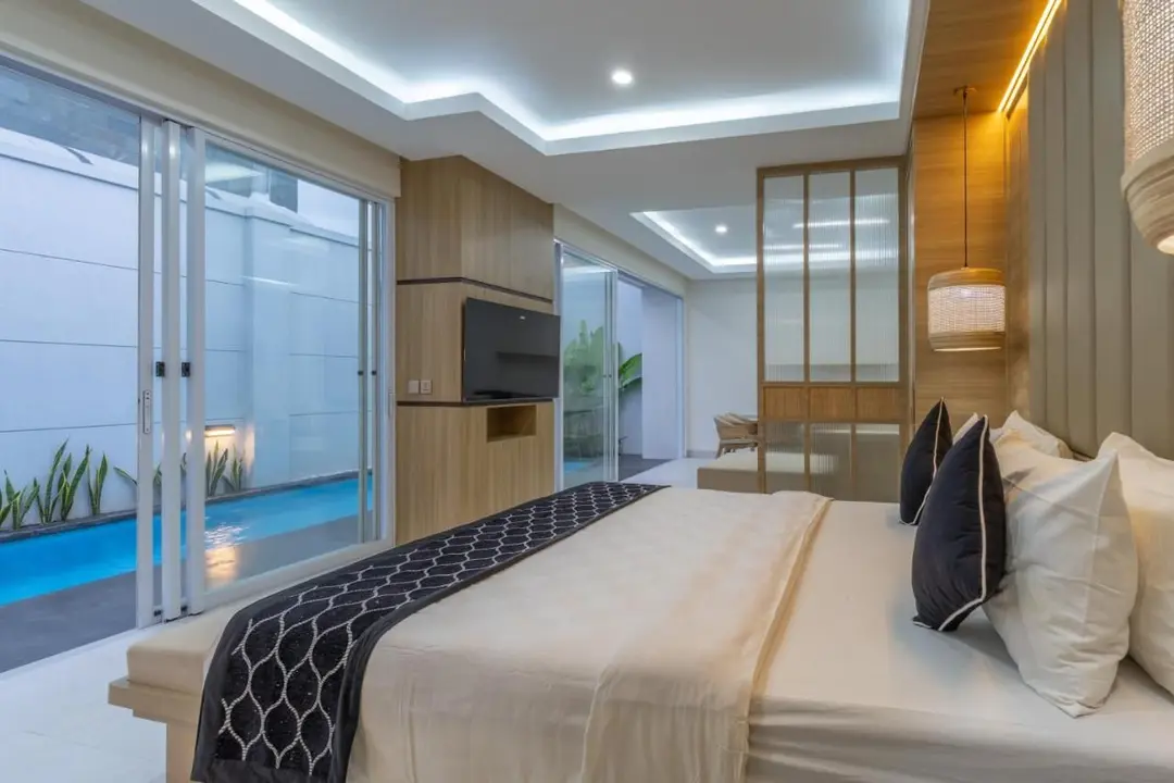 4 KAMAR TIDUR | SEMINYAK. Villas in Bali for Sale: Villa in Seminyak, Bali for 738 Thousands USD. Leasehold. Photo #3
