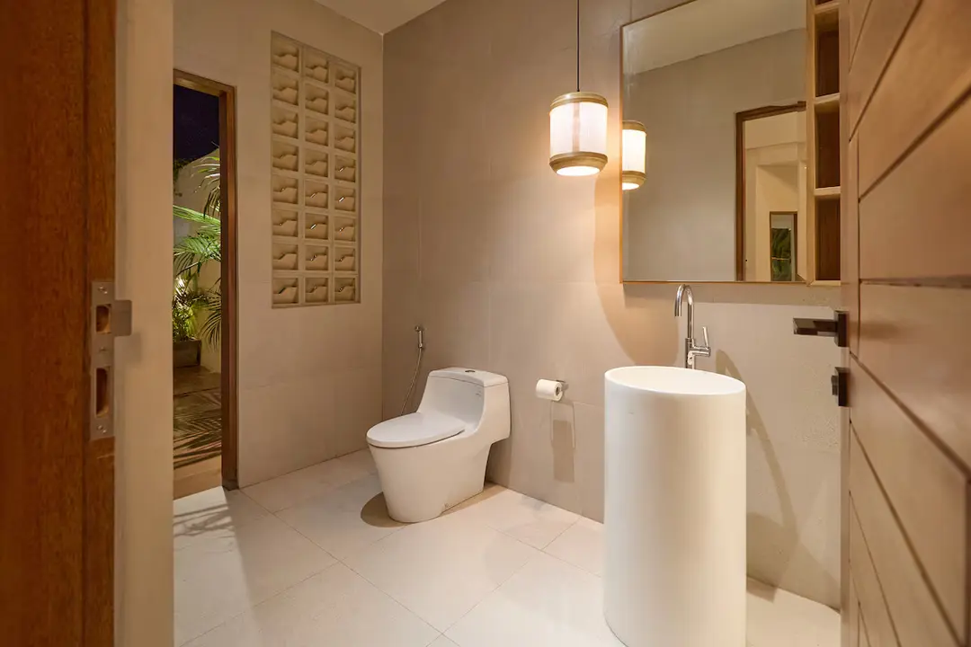 5 KAMAR TIDUR | SEMINYAK. Villas in Bali for Sale: Вилла в Семиньяк, Балиан за 1251 тыс. USD. Freehold. Фото #6