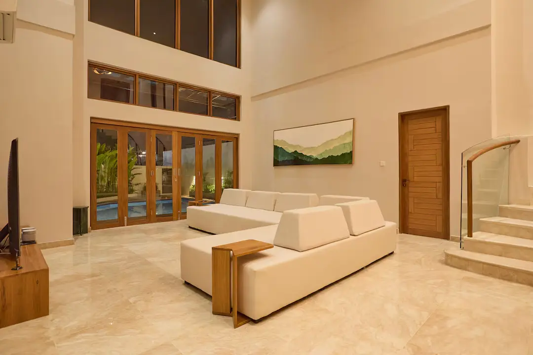 5 KAMAR TIDUR | SEMINYAK. Villas in Bali for Sale: Вилла в Семиньяк, Балиан за 1251 тыс. USD. Freehold. Фото #18