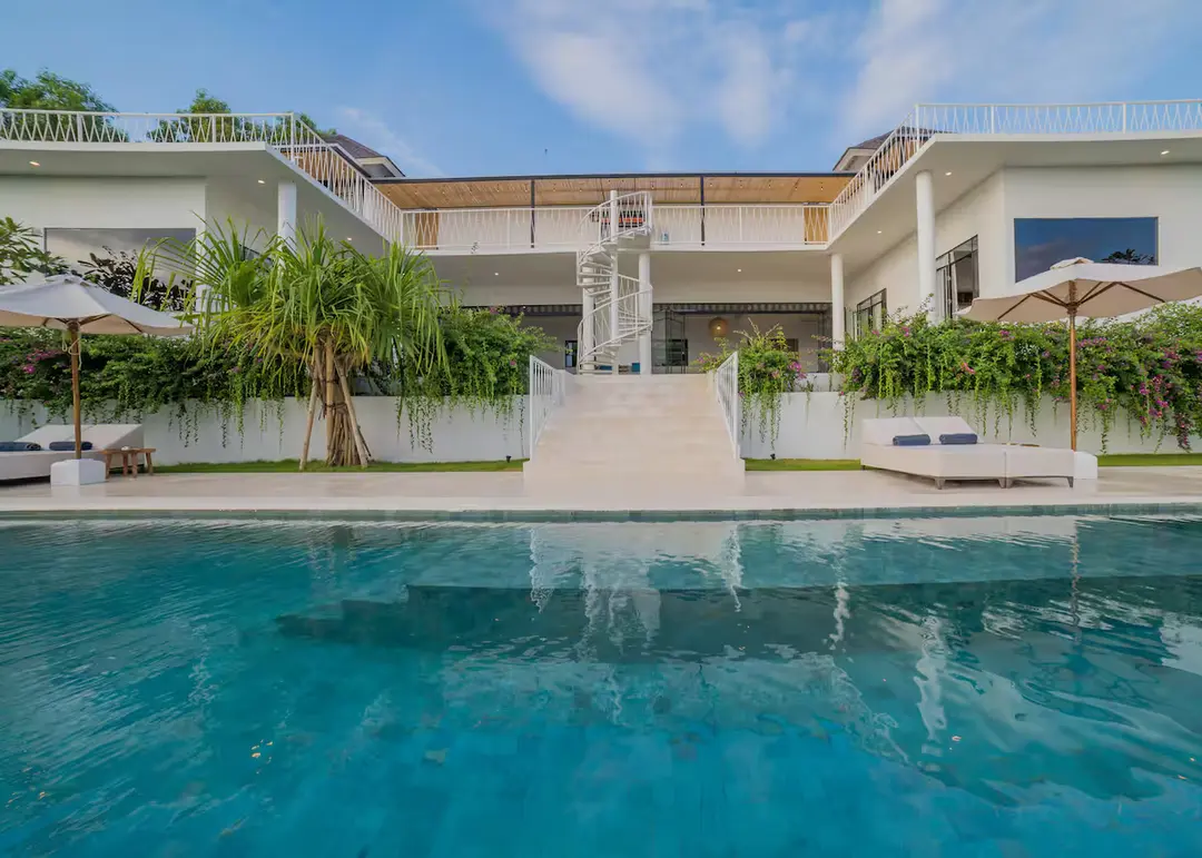 6 KAMAR TIDUR | ULUWATU. Villas in Bali for Sale: Villa in Ungasan, Bali for 1490 Thousands USD. Freehold. Photo #11