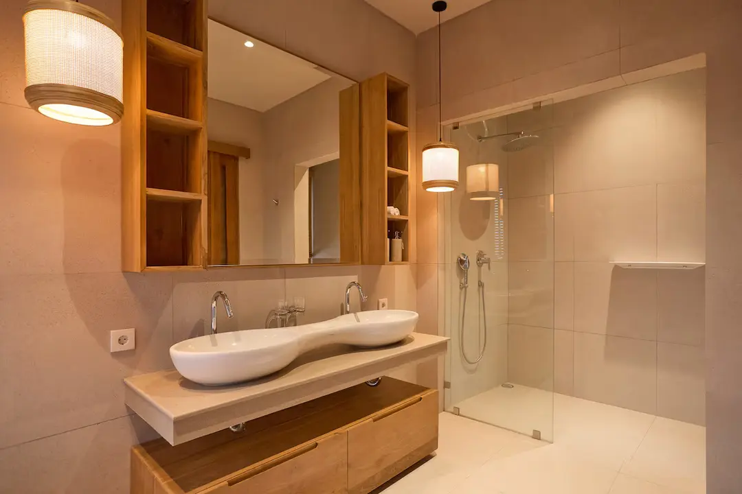 5 KAMAR TIDUR | SEMINYAK. Villas in Bali for Sale: Вилла в Семиньяк, Балиан за 1251 тыс. USD. Freehold. Фото #9