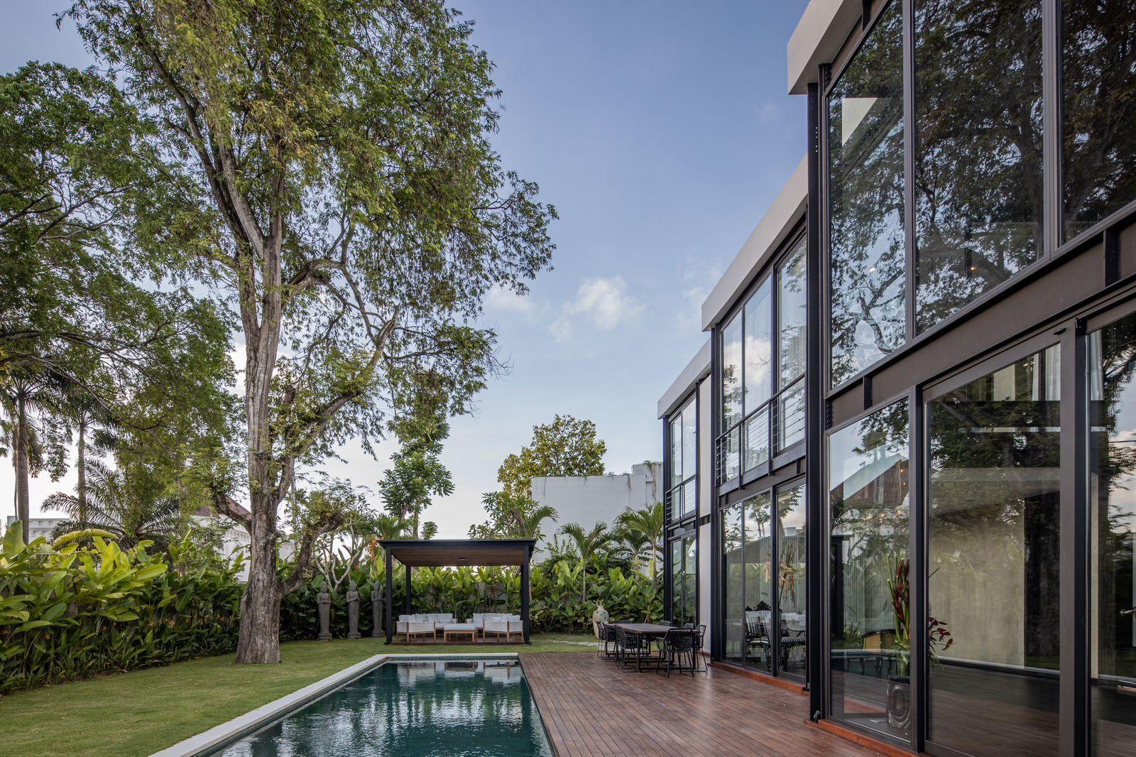 5 Kamar Tidur | Umalas. Villas in Bali for Sale: Villa in Umalas, Bali for 1199 Thousands USD. Leasehold. Photo #1