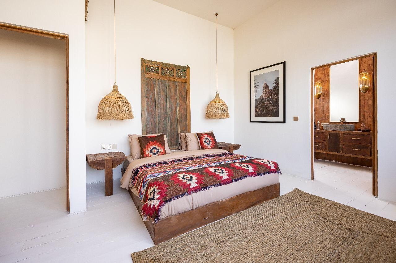 4 Kamar Tidur | Kerobokan. Villas in Bali for Sale: Вилла в Керобокан, Балиан за 480 тыс. USD. Leasehold. Фото #10