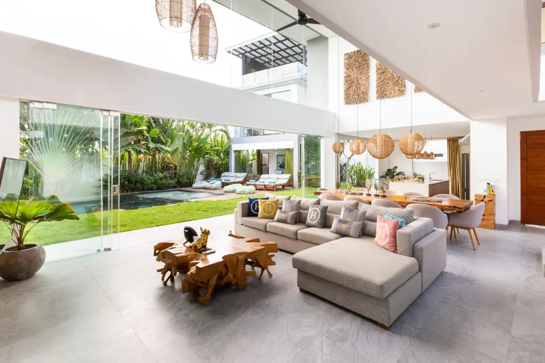 5 KAMAR TIDUR | CANGGU. Villas in Bali for Sale: Villa in Berawa (Canggu), Bali for 1990 Thousands USD. Leasehold. Photo #5