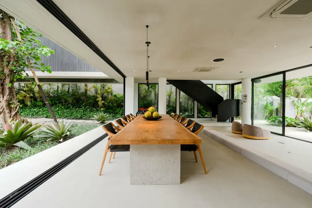 6 KAMAR TIDUR | PERERENAN. Villas in Bali for Sale: Villa in Pererenan (Canggu), Bali for 4100 Thousands USD. Freehold. Photo #2