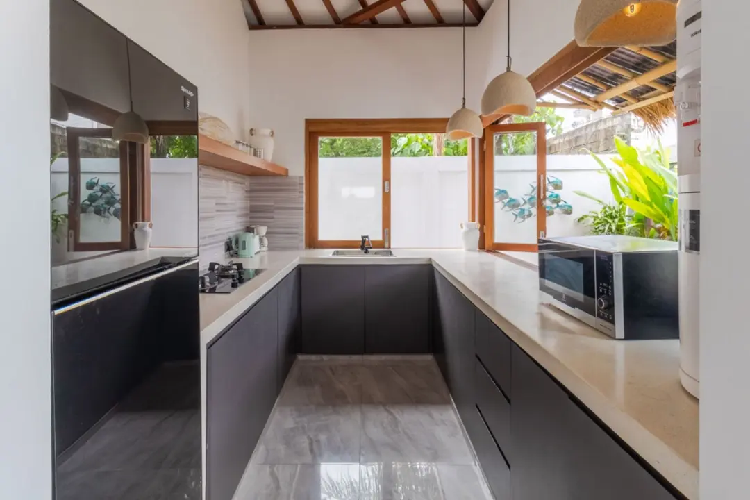 2 KAMAR TIDUR | CANGGU. Villas in Bali for Sale: Вилла в Берава (Чангу), Балиан за 189 тыс. USD. Leasehold. Фото #10