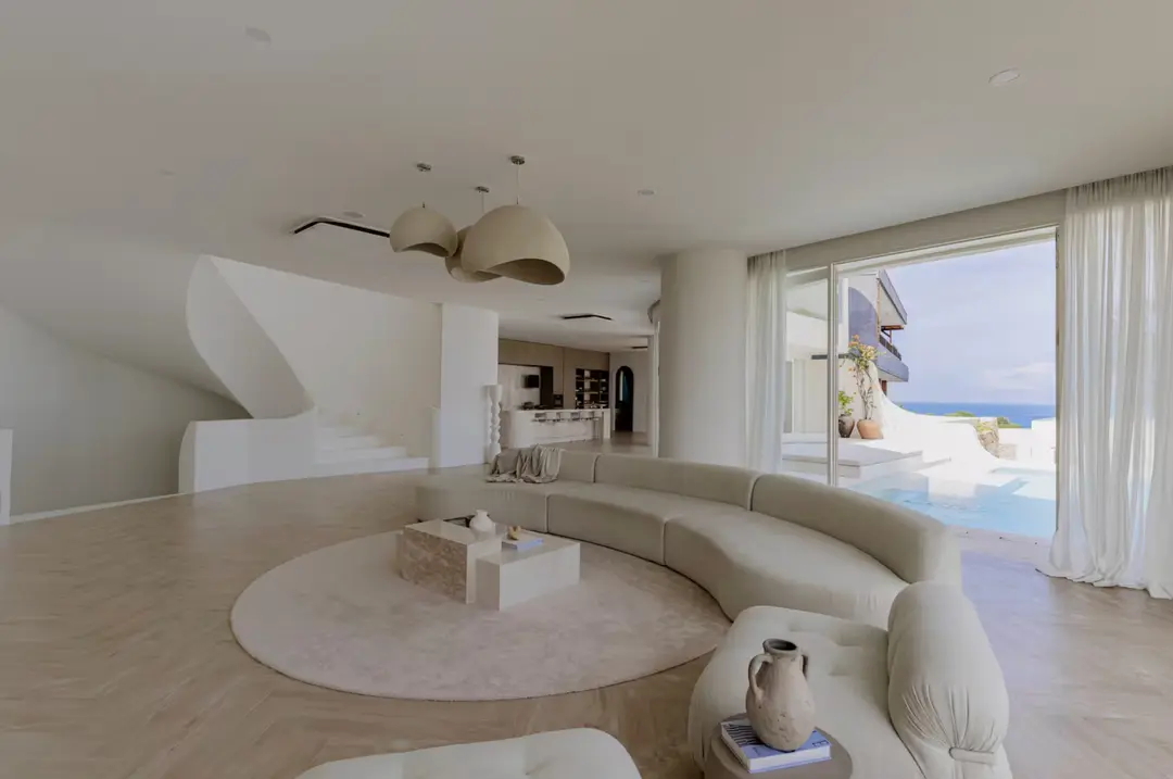 4 KAMAR TIDUR | ULUWATU. Villas in Bali for Sale: Vila di dalam Uluwatu, Bali untuk 1951 Ribuan USD. Leasehold. Foto #11