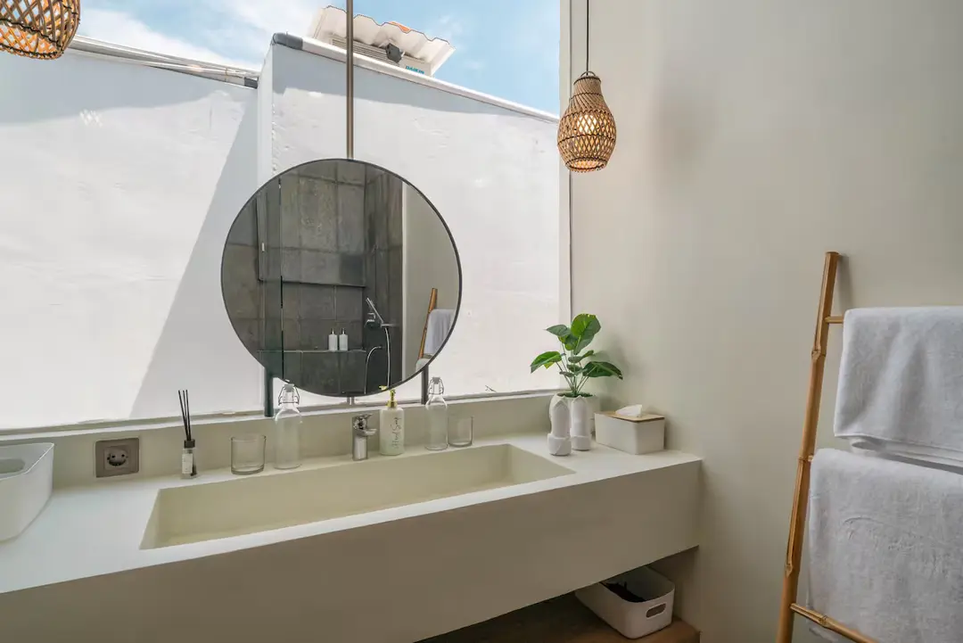2 KAMAR TIDUR | PERERENAN. Villas in Bali for Sale: Villa in Tumbak Bayuh, Bali for 263 Thousands USD. Leasehold. Photo #16