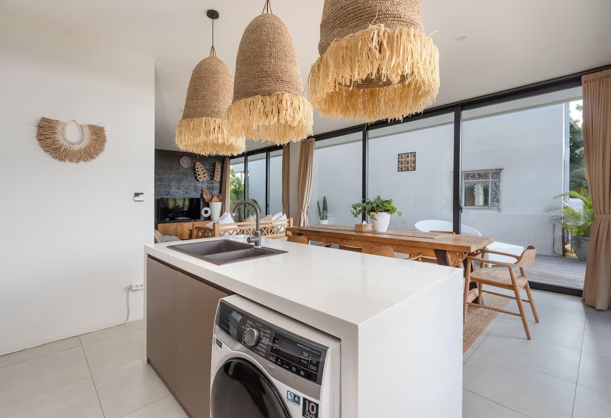 4 Kamar Tidur | Canggu. Villas in Bali for Sale: Villa in Berawa (Canggu), Bali for 400 Thousands USD. Leasehold. Photo #10