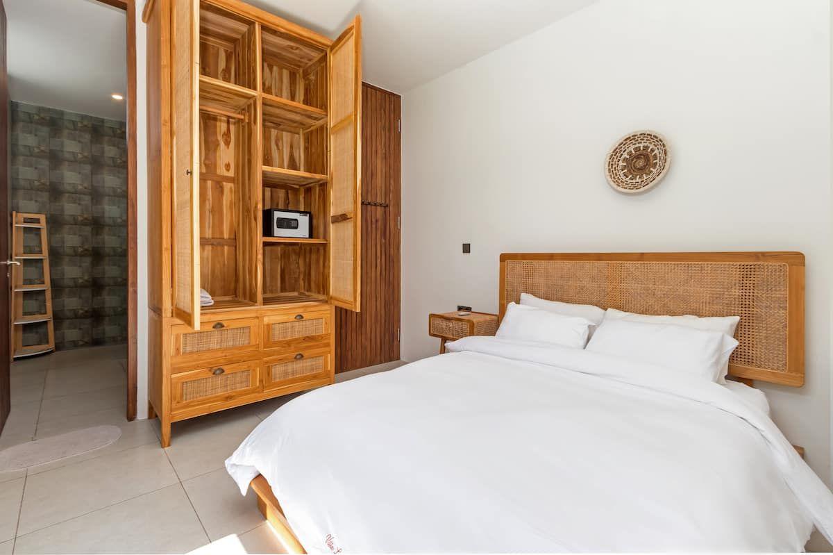 4 Kamar Tidur | Canggu. Villas in Bali for Sale: Villa in Berawa (Canggu), Bali for 400 Thousands USD. Leasehold. Photo #12