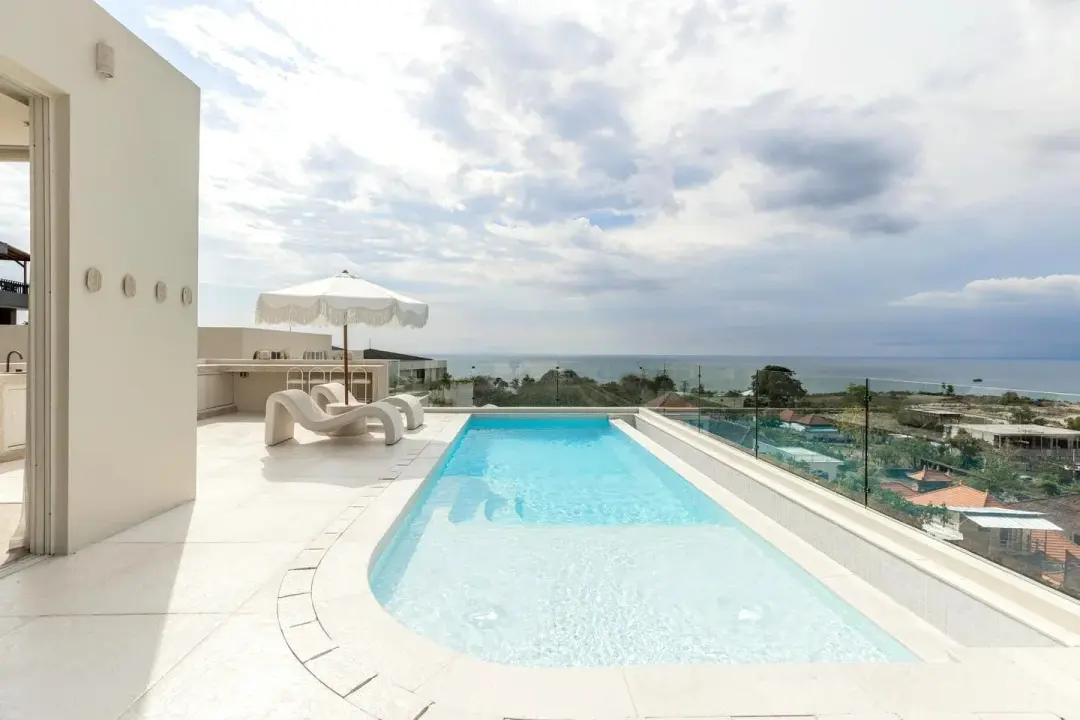 5 KAMAR TIDUR | ULUWATU. Villas in Bali for Sale: Villa in Pecatu, Bali for 1800 Thousands USD. Leasehold. Photo #8
