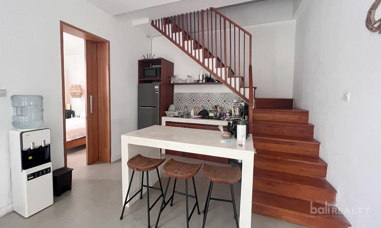 Two-Bedroom Villa Boasting Smart Modern Design in Sought-After Canggu Locale. Villas in Bali for Sale: Вилла в Чангу, Балиан за 260 тыс. USD. Leasehold. Фото #2