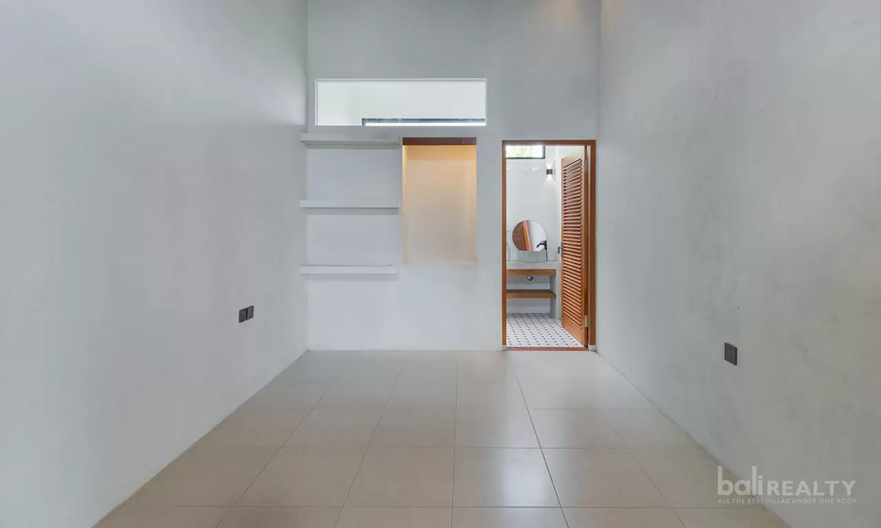 Modern Two-Bedroom Industrial Style Villa with Stunning Rooftop Design in Tumbak Bayuh. Villas in Bali for Sale: Вилла в Чангу, Балиан за 113 тыс. USD. Leasehold. Фото #8