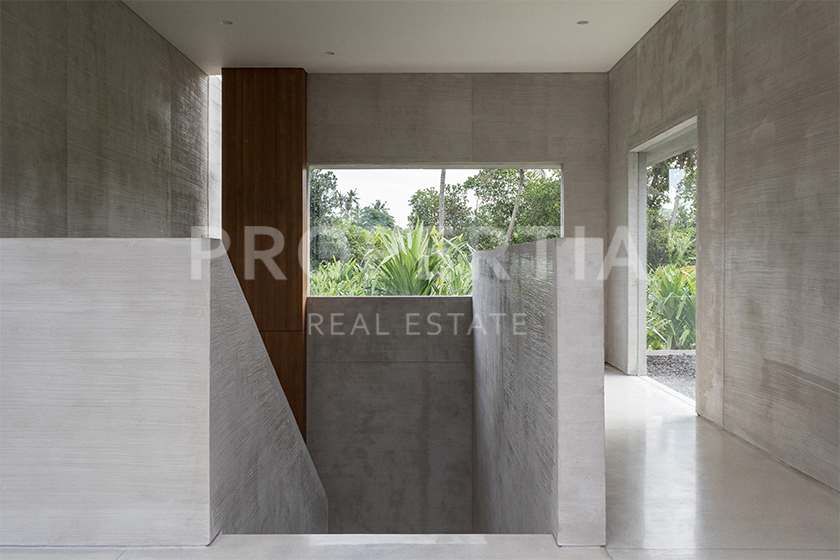 Exquisite Villa In Timeless Design In Tumbak Bayuh. Villas in Bali for Sale: Вилла в Tumbak Bayuh, Балиан за 1310 тыс. USD. Leasehold. Фото #9