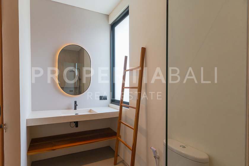 Stunning Modern Villa Design In Pererenan. Villas in Bali for Sale: Вилла в Переренан (Чангу), Балиан за 4,2 млрд. IDR. Leasehold. Фото #6