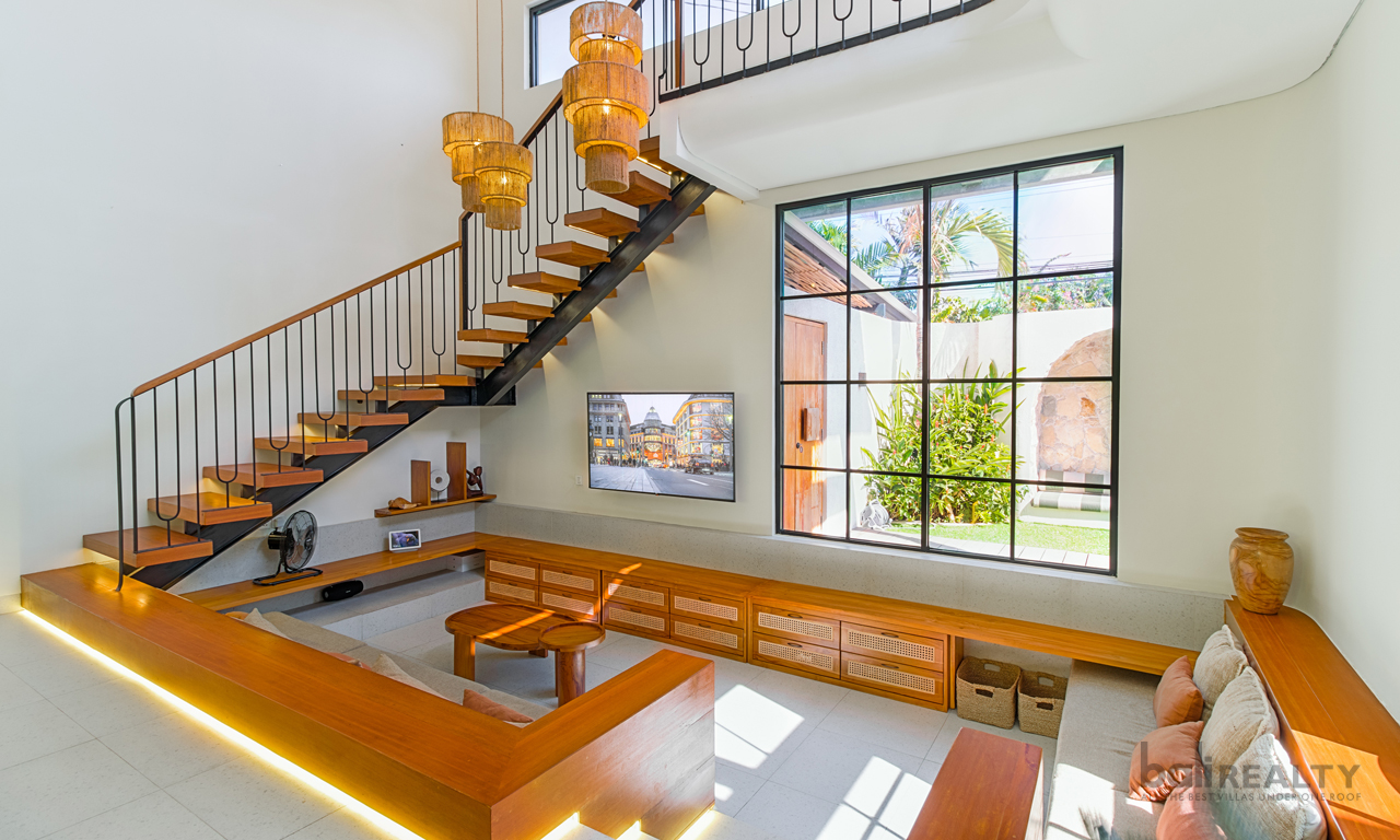 Brand New 4 Bedroom Villa with Unique Design in Seminyak – Promising High Return on Investment. Villas in Bali for Sale: Вилла в Семиньяк, Балиан за 349 тыс. USD. Leasehold. Фото #2