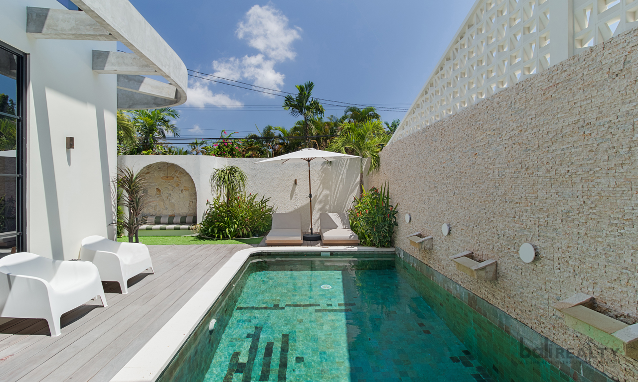 Brand New 4 Bedroom Villa with Unique Design in Seminyak – Promising High Return on Investment. Villas in Bali for Sale: Вилла в Семиньяк, Балиан за 349 тыс. USD. Leasehold. Фото #13