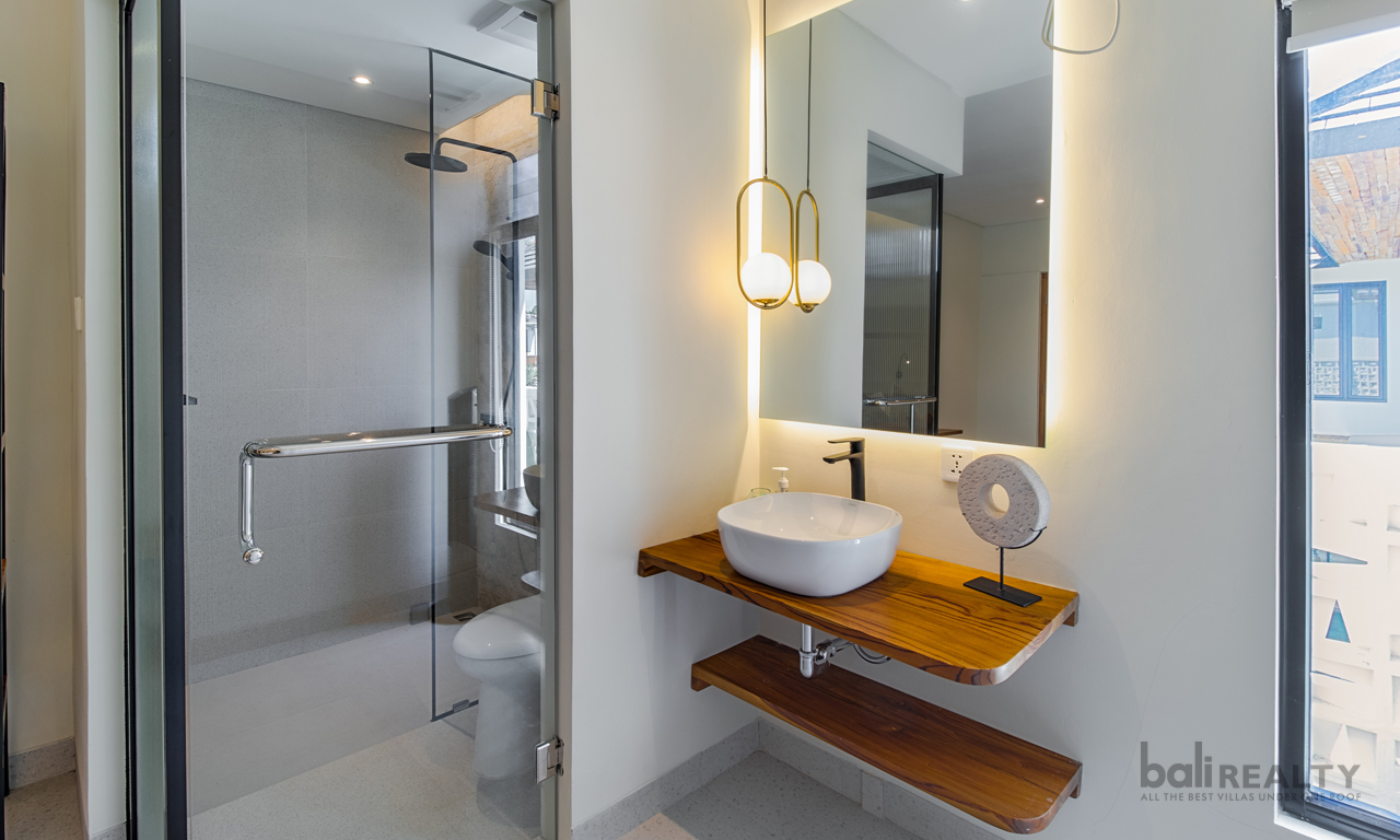 Brand New 4 Bedroom Villa with Unique Design in Seminyak – Promising High Return on Investment. Villas in Bali for Sale: Вилла в Семиньяк, Балиан за 349 тыс. USD. Leasehold. Фото #11