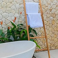 3 KAMAR TIDUR | ULUWATU. Villas in Bali for Sale: Villa in Pecatu, Bali for 650 Thousands USD. Freehold. Preview photo #2