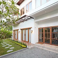5 KAMAR TIDUR | SEMINYAK. Villas in Bali for Sale: Вилла в Семиньяк, Балиан за 1251 тыс. USD. Freehold. Предварительный просмотр фото #1