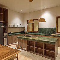 5 KAMAR TIDUR | SEMINYAK. Villas in Bali for Sale: Вилла в Семиньяк, Балиан за 1251 тыс. USD. Freehold. Предварительный просмотр фото #8