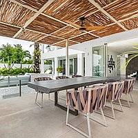 4 KAMAR TIDUR | ULUWATU. Villas in Bali for Sale: Vila di dalam Uluwatu, Bali untuk 2382 Ribuan USD. Freehold. Pratinjau foto #3