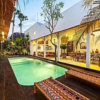 4 Kamar Tidur | Kerobokan. Villas in Bali for Sale: Вилла в Керобокан, Балиан за 480 тыс. USD. Leasehold. Предварительный просмотр фото #1
