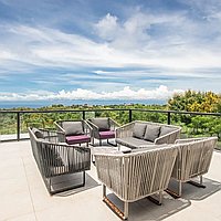 6 KAMAR TIDUR | ULUWATU. Villas in Bali for Sale: Villa in Pecatu, Bali for 1990 Thousands USD. Freehold. Preview photo #2