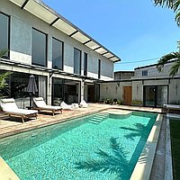 4 KAMAR TIDUR | CANGGU. Villas in Bali for Sale: Вилла в Берава (Чангу), Балиан за 700 тыс. USD. Leasehold. Предварительный просмотр фото #2
