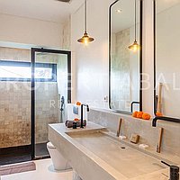 Gorgeous Villa Walking Distance To The Beach. Villas in Bali for Sale: Вилла в Переренан (Чангу), Балиан за 725 тыс. USD. Leasehold. Предварительный просмотр фото #9