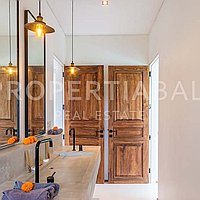 Gorgeous Villa Walking Distance To The Beach. Villas in Bali for Sale: Вилла в Переренан (Чангу), Балиан за 725 тыс. USD. Leasehold. Предварительный просмотр фото #10