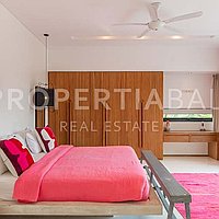 Gorgeous Villa Walking Distance To The Beach. Villas in Bali for Sale: Вилла в Переренан (Чангу), Балиан за 725 тыс. USD. Leasehold. Предварительный просмотр фото #14