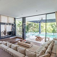 Luxurious Riverside Villa In Tumbak Bayuh. Villas in Bali for Sale: Вилла в Tumbak Bayuh, Балиан за 2290 тыс. USD. Freehold. Предварительный просмотр фото #19