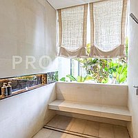Luxurious Riverside Villa In Tumbak Bayuh. Villas in Bali for Sale: Вилла в Tumbak Bayuh, Балиан за 2290 тыс. USD. Freehold. Предварительный просмотр фото #23