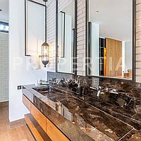 Luxurious Riverside Villa In Tumbak Bayuh. Villas in Bali for Sale: Вилла в Tumbak Bayuh, Балиан за 2290 тыс. USD. Freehold. Предварительный просмотр фото #4