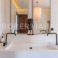 Ultimate Coastal Living In Pererenan. Villas in Bali for Sale: Вилла в Переренан (Чангу), Балиан за 1108 тыс. USD. Leasehold. Предварительный просмотр фото #13