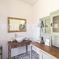 Stunning Traditional Villa In Bingin Steps From The Beach. Villas in Bali for Sale: Вилла в Бингин, Балиан за 2022 тыс. USD. Leasehold. Предварительный просмотр фото #16